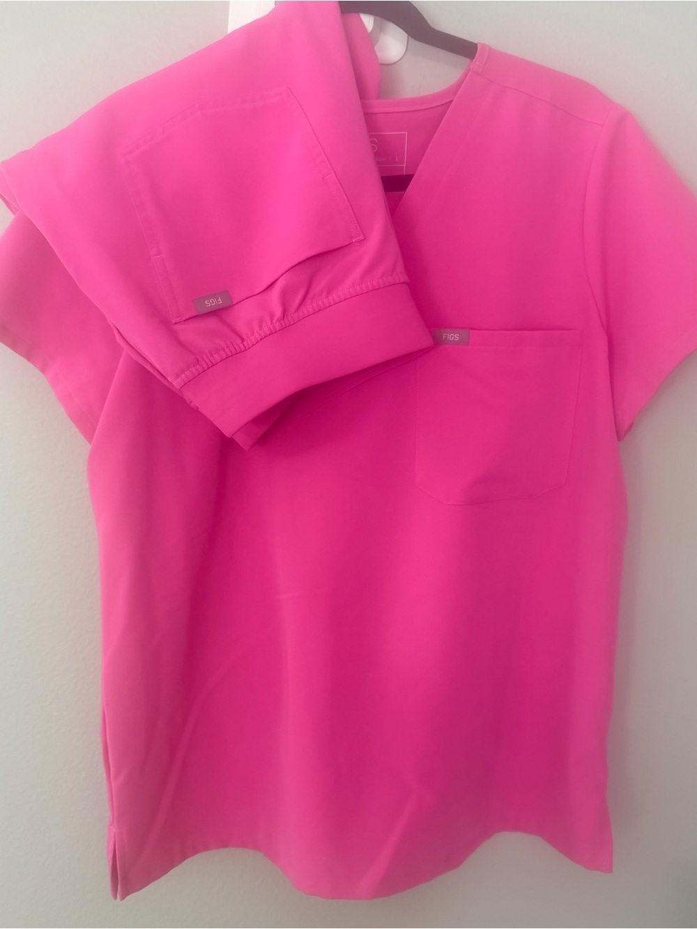 Figs Women's V-Neck Scrub Top in Bright Pink